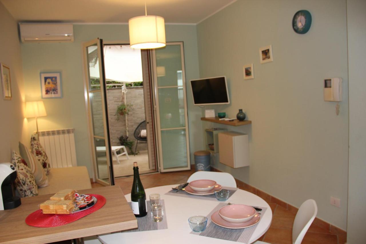 Casa Lucia Private Car Or Motorcycle Park Apartment Lucca Ngoại thất bức ảnh